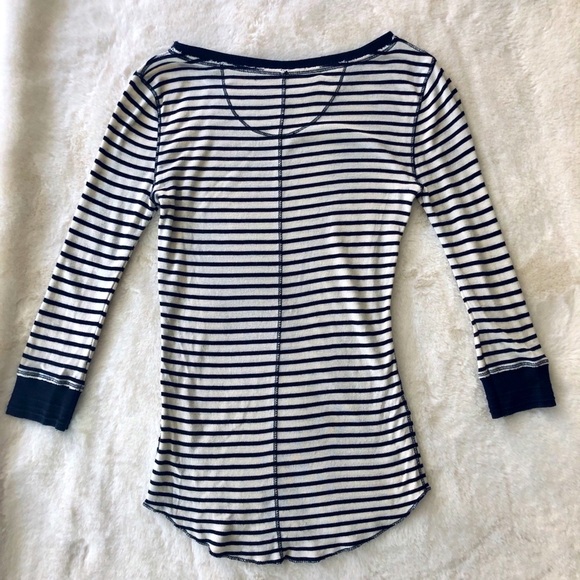 ARIZTIA TNA CREW NECK TOP SIZE XS - Picture 2 of 4